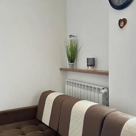 36 By Housine Daire Zator